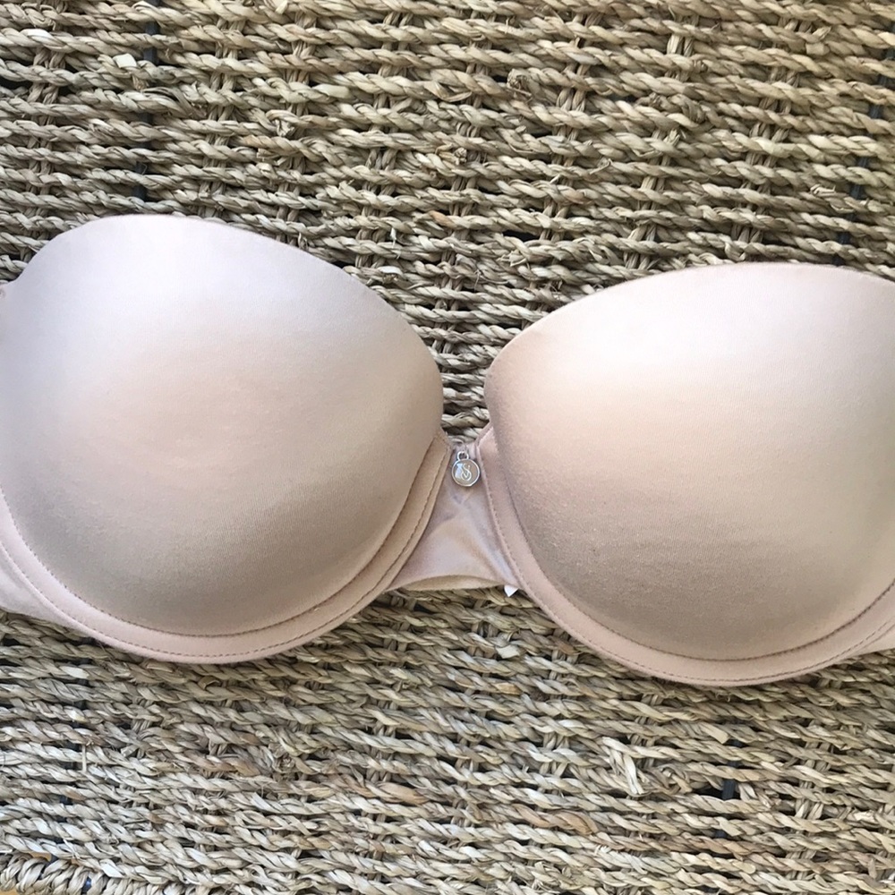 Victoria’s secret strapless bra